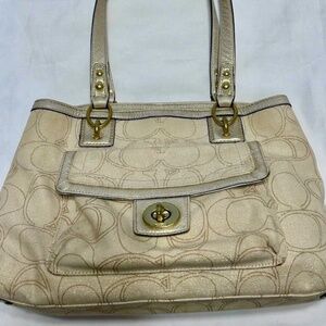 💲SALE💲Coach Gold Shimmer Shoulder Bag EUC